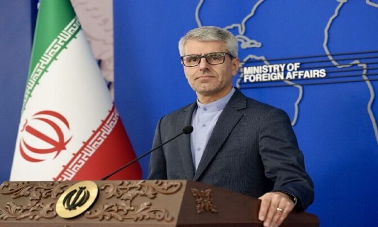 بقائی، سخنگوی وزارت خارجه، رهبر شهید انقلاب، میراث عزت‌طلبی، خودباوری، استقلال‌خواهی، میهن‌دوستی، ایستادگی، وداع با رهبر شهید