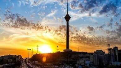 هواشناسی تهران، افزایش دما تهران، پیش‌بینی آب و هوای تهران، موج گرما تهران، ۴۴ درجه سانتی‌گراد، گرمای شدید تهران، حمیدرضا خورشیدی، هشدار هواشناسی، توده هوای گرم، اداره کل هواشناسی استان تهران